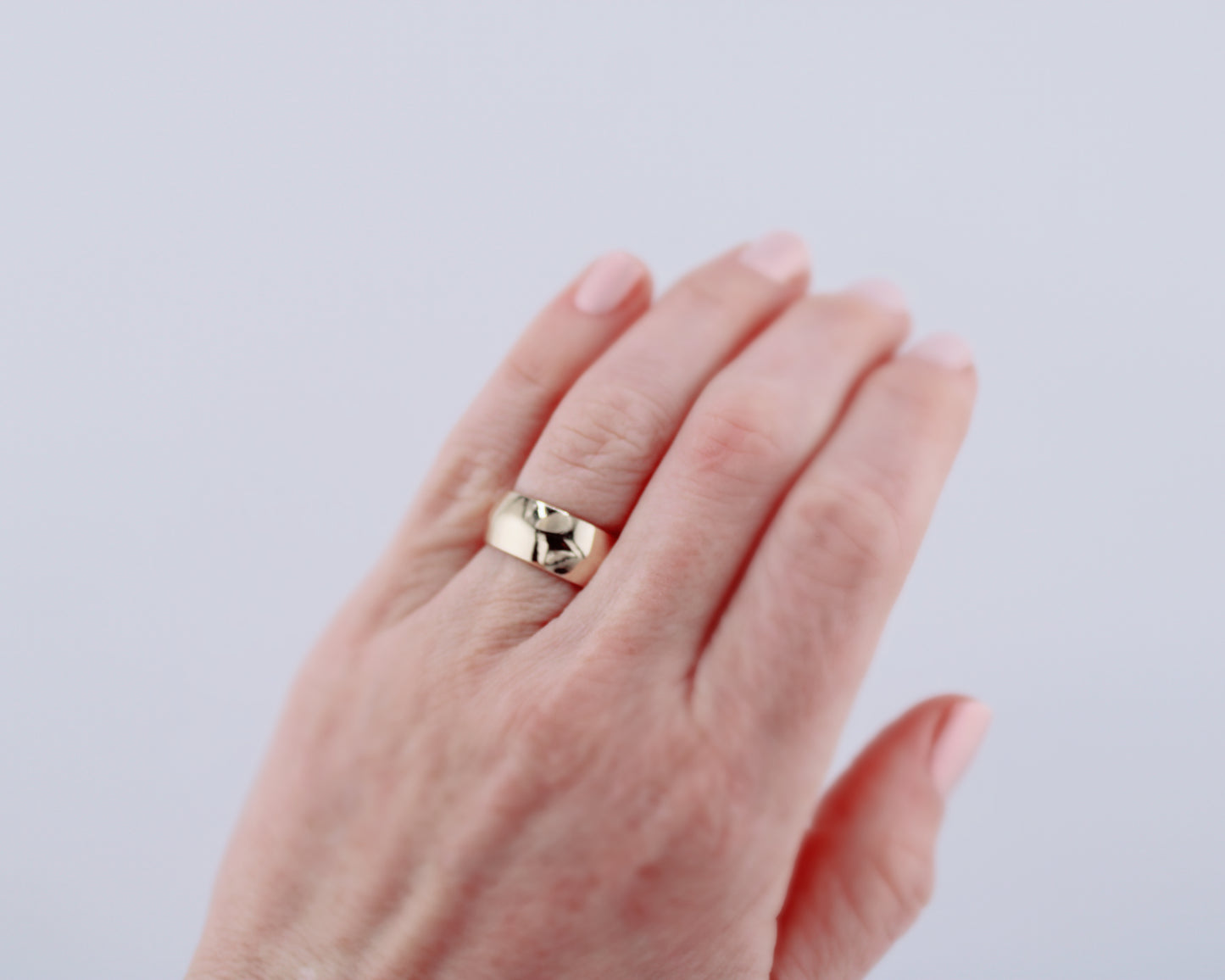Thea Gold Band