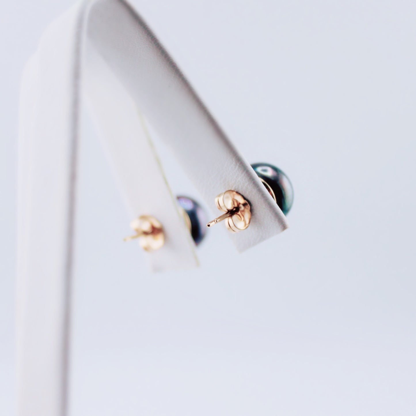 Freshwater Pearl Earrings in Black