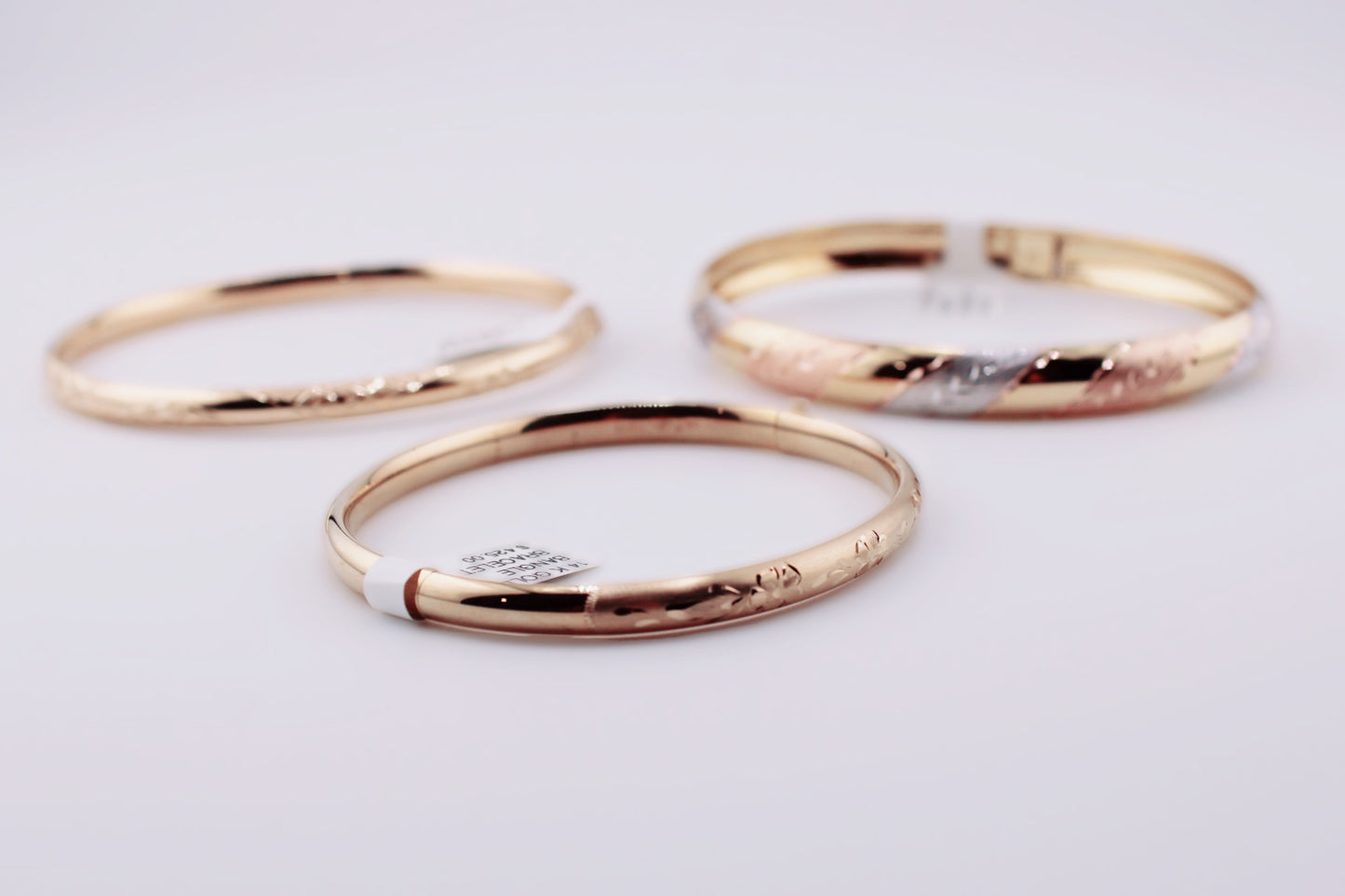 Nora Bangle