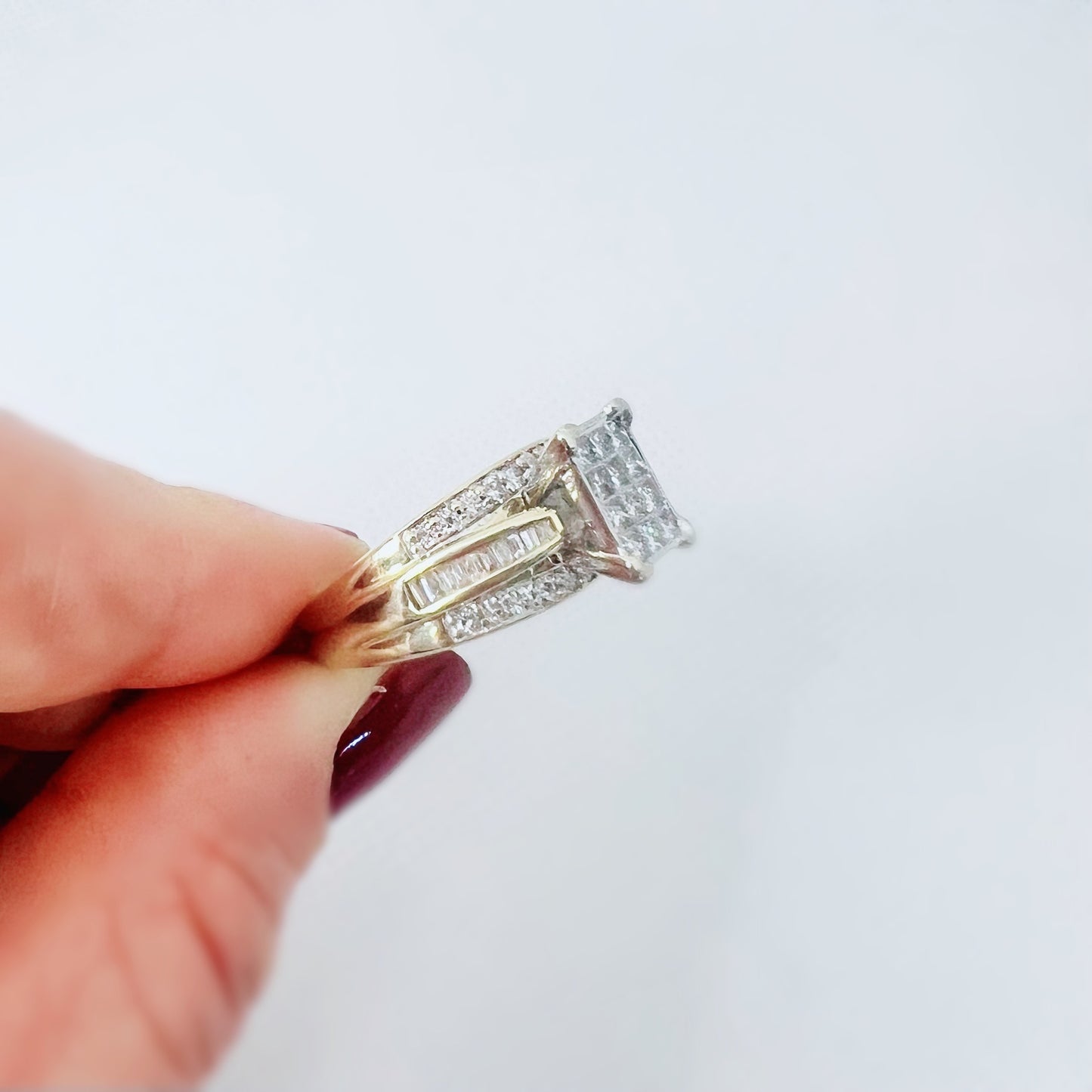 Luxury Diamond Ring