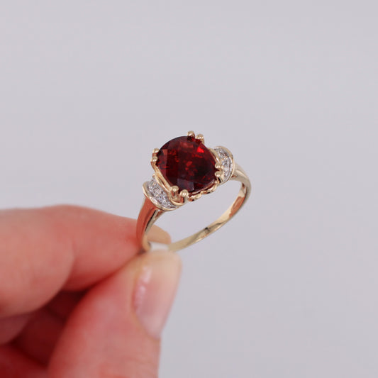 Gwen Garnet Ring