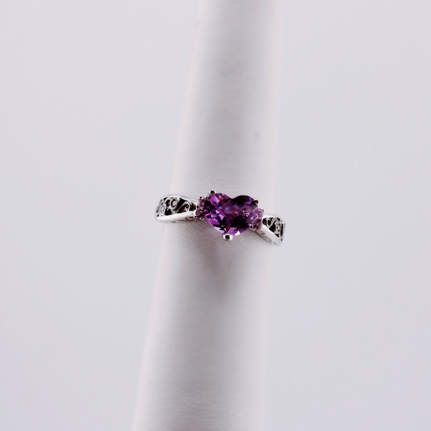 Novella Amethyst Ring