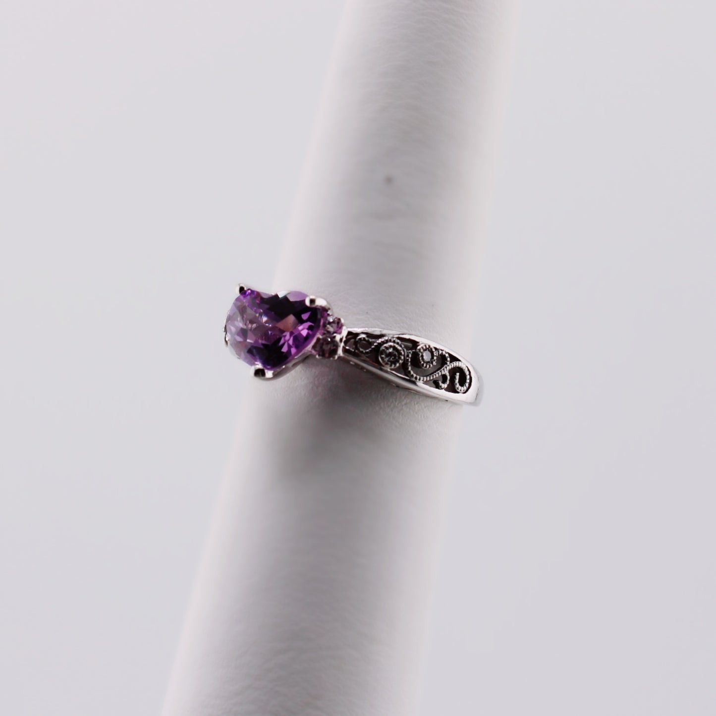 Novella Amethyst Ring