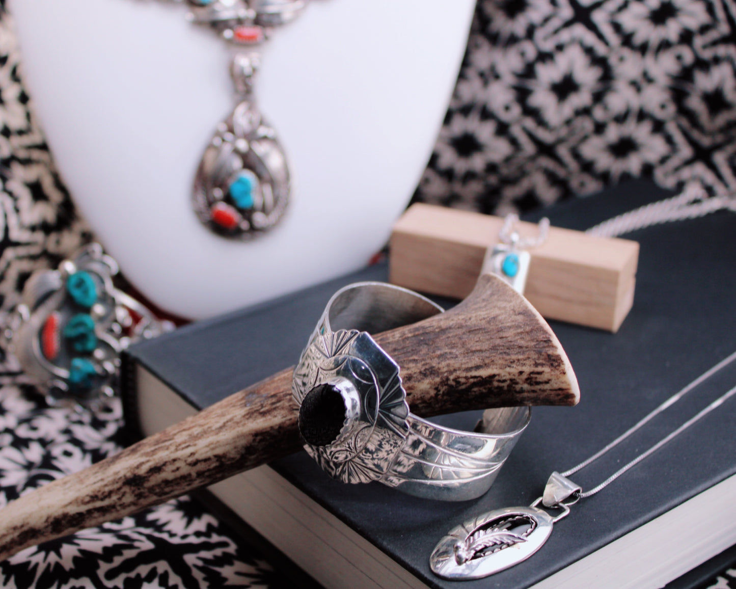 Western Cuff and Western Necklace with Black Stones